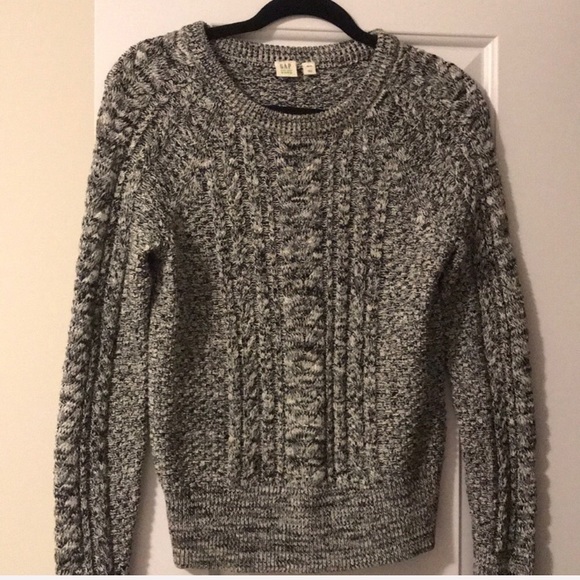 Gap Cable Knit Sweater - Picture 2 of 3